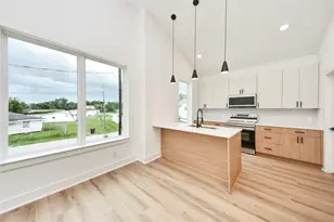 934 South Ln, Houston, TX 77088 - Photo 25