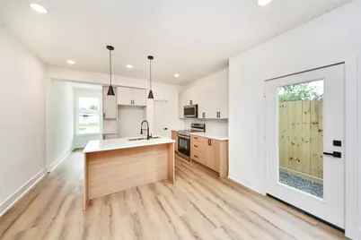 934 South Lane Unit A-B, Houston, TX 77088 - Photo 7