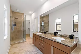 5223 Eigel St, Houston, TX 77007 - Photo 11