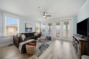 4121 Pointe W Dr, Galveston, TX 77554 - Photo 1