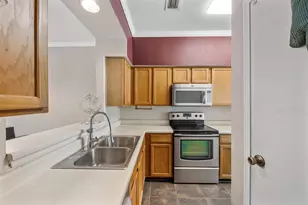 7617 Cambridge St, Houston, TX 77054 - Photo 9