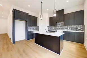 9007 Noel A and B St, Houston, TX 77033 - Photo 19