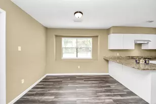 4701 Spring Ln, Baytown, TX 77521 - Photo 25
