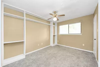 4701 Spring Lane, Baytown, TX 77521 - Photo 35