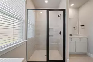 103 E Christine Manor Dr, Montgomery, TX 77316 - Photo 15