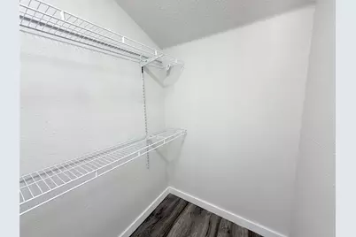 506 S Iowa Street, La Porte, TX 77571 - Photo 7