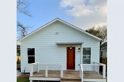 204 E 30th Street, Houston, TX 77018 - Photo 1
