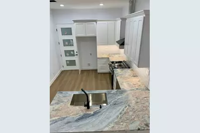 204 E 30th Street, Houston, TX 77018 - Photo 11