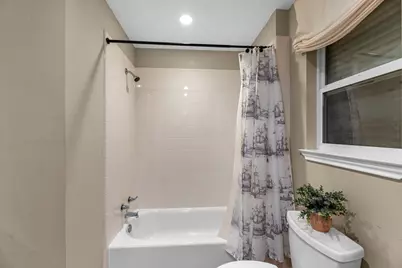 211 Captains Road, Anahuac, TX 77514 - Photo 31