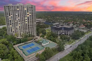 121 N Post Oak Ln, Houston, TX 77024 - Photo 1