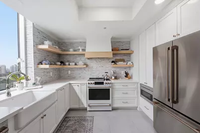 121 N Post Oak Lane #2203, Houston, TX 77024 - Photo 9