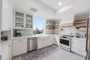 121 N Post Oak Ln, Houston, TX 77024 - Photo 7