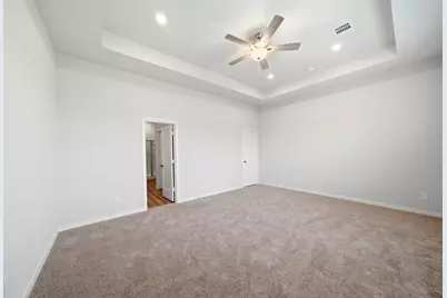 101 Lake Woodshore Court, Clute, TX 77531 - Photo 19