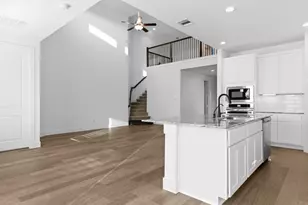 3010 Pasture Ln, League City, TX 77573 - Photo 13