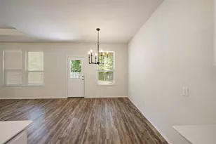 2055 Lost Timbers Dr, Conroe, TX 77304 - Photo 19