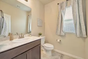 13310 Suntail Ct, Texas City, TX 77568 - Photo 9