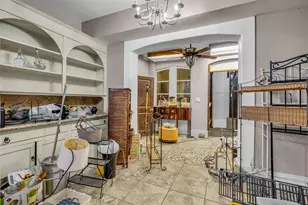 901 Kipling St, Houston, TX 77006 - Photo 9