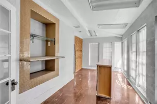 901 Kipling St, Houston, TX 77006 - Photo 17