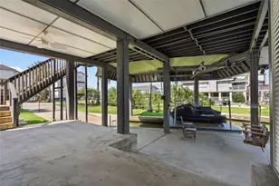 138 Isles End Rd, Galveston, TX 77554 - Photo 33