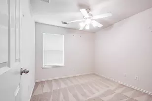 8402 Coleus Ln, Baytown, TX 77521 - Photo 29