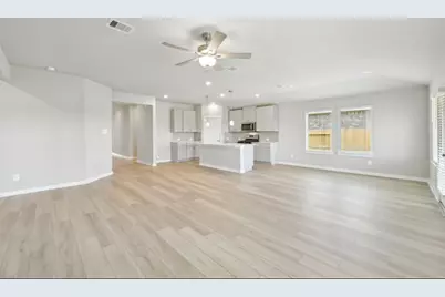 3415 Zilker Lane, Texas City, TX 77591 - Photo 3