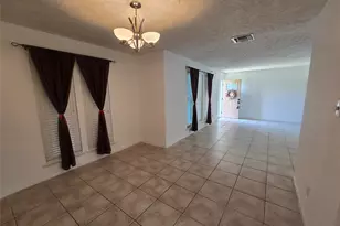 9802 Sagepike Dr, Houston, TX 77089 - Photo 9