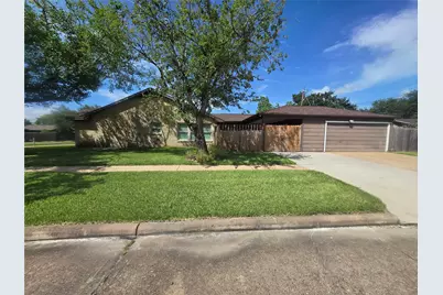 9802 Sagepike Drive, Houston, TX 77089 - Photo 3