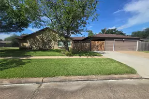 9802 Sagepike Dr, Houston, TX 77089 - Photo 3