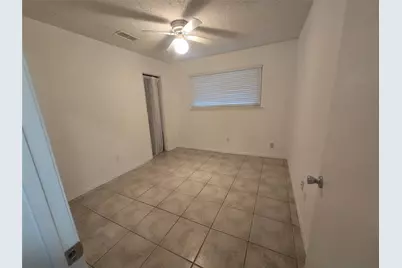 9802 Sagepike Drive, Houston, TX 77089 - Photo 23