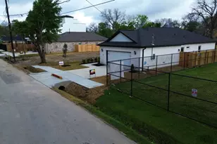 3325 Beulah St, Houston, TX 77004 - Photo 3