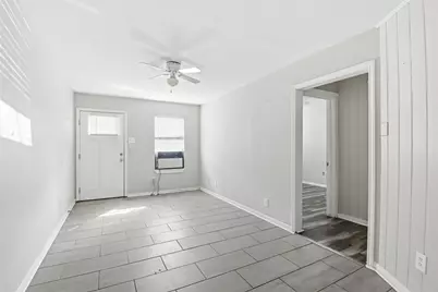 5010 Ennis Street #3, Houston, TX 77004 - Photo 3