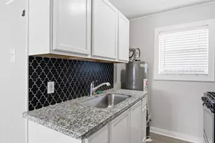 5010 Ennis St, Houston, TX 77004 - Photo 7