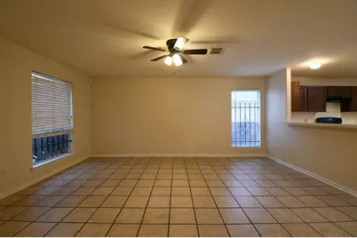 8611 Texas Acorn Avenue, Houston, TX 77078 - Photo 9