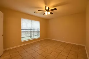 8611 Texas Acorn Ave, Houston, TX 77078 - Photo 21