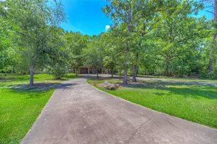 445 Knollwood Creek, Onalaska, TX 77360 - Photo 37