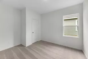 31326 Gayle Prairie Oaks St, Waller, TX 77484 - Photo 13