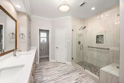 15742 Walkwood Drive, Houston, TX 77079 - Photo 27