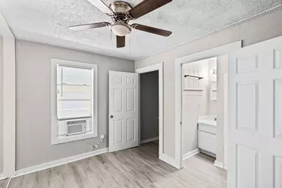 3116 Avenue L #8, Galveston, TX 77550 - Photo 7