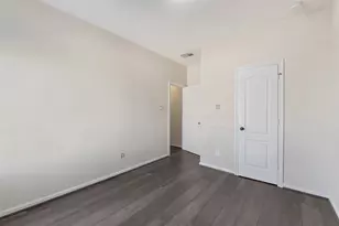 204 Echo Brook Ln, Dickinson, TX 77539 - Photo 29