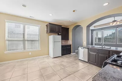 204 Echo Brook Lane, Dickinson, TX 77539 - Photo 9