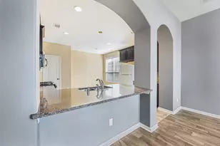 204 Echo Brook Ln, Dickinson, TX 77539 - Photo 17