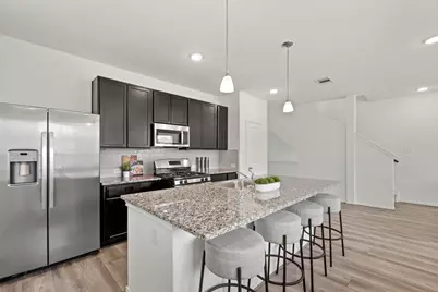 1404 Wycliffe Drive #D, Houston, TX 77043 - Photo 5