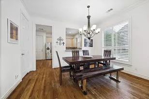 6837 Staffordshire St, Houston, TX 77030 - Photo 9