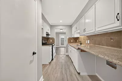 14535 Misty Meadow Lane, Houston, TX 77079 - Photo 17