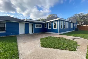 628 King St, Houston, TX 77022 - Photo 15