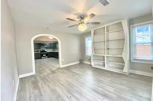 628 King St, Houston, TX 77022 - Photo 7