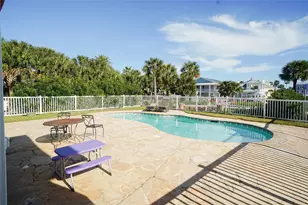 16619 Bayfront Dr, Jamaica Beach, TX 77554 - Photo 5