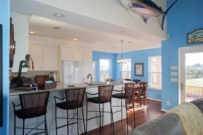 16619 Bayfront Drive, Jamaica Beach, TX 77554 - Photo 13