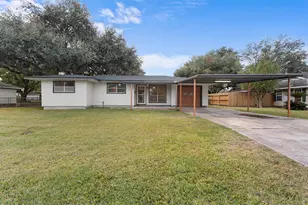 2222 N Grand Blvd, Pearland, TX 77581 - Photo 1