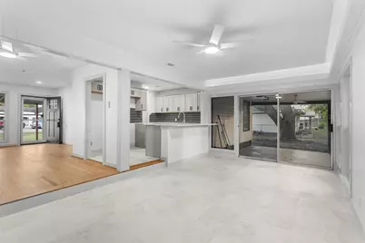 2222 N Grand Boulevard, Pearland, TX 77581 - Photo 11